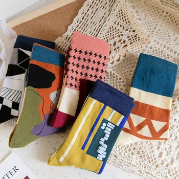 Модни Сдвоени Чорапи Дамски Есен-зима Японски Нередовни Креативни Модни Прости Нови Модни Чорапи в Епруветка 1